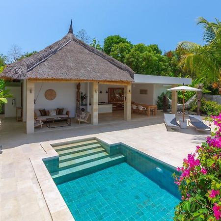 Villa Rasa Senang, With Private Cook And Pool Karangasem Exterior foto