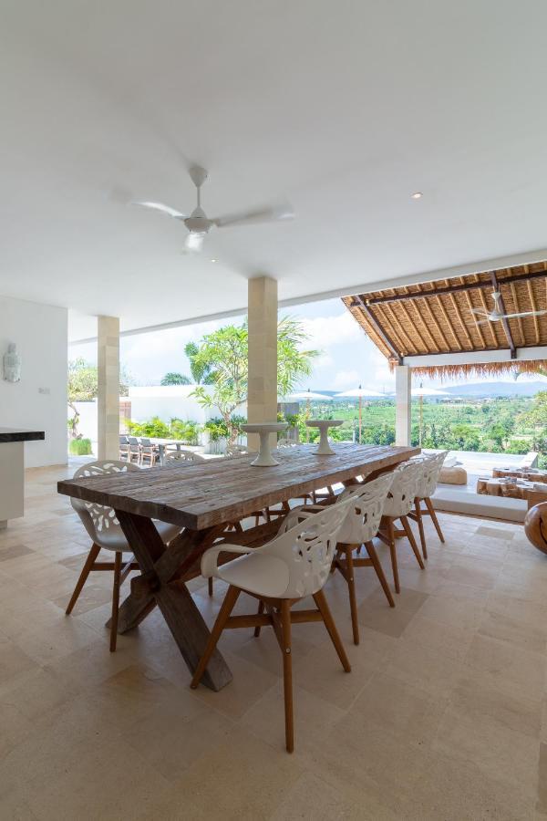 Villa Rasa Senang, With Private Cook And Pool Karangasem Exterior foto